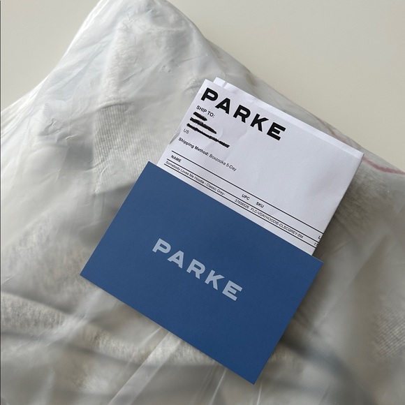 PARKE 2026 Valentines Drop-Somebody Loves Me Hoodie -authentic -brand new in Bag - Picture 5 of 5